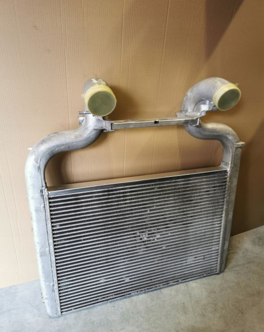 CHŁODNICA INTERCOOLER DAF XF 106 MAHLE 2125897 - Ενδιάμεσος ψύκτης: φωτογραφία 1 CHŁODNICA INTERCOOLER DAF XF 106 MAHLE 2125897 - Ενδιάμεσος ψύκτης: φωτογραφία 1