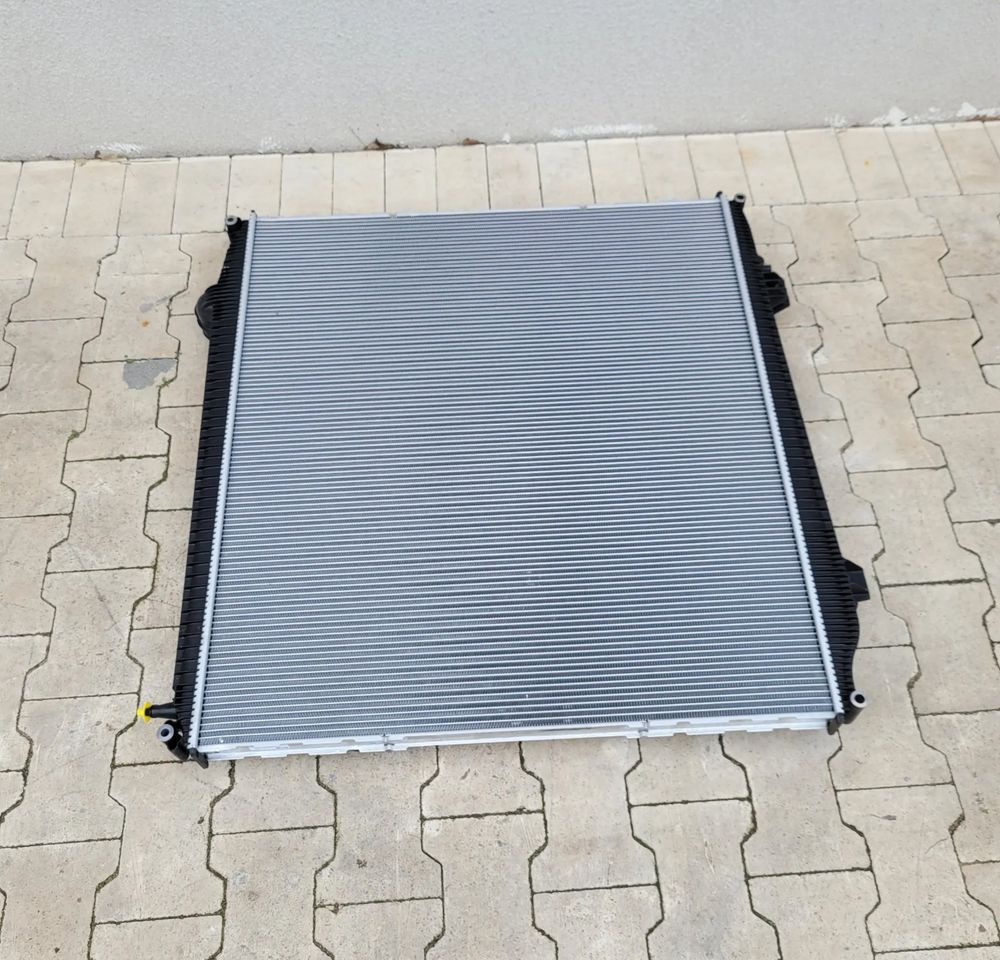 CHŁODNICA WODY MAN TGS E6 81.06101-6787 NOWY ORYGINAŁ - Ψυγείο αυτοκίνητο για Φορτηγό: φωτογραφία 2 CHŁODNICA WODY MAN TGS E6 81.06101-6787 NOWY ORYGINAŁ - Ψυγείο αυτοκίνητο για Φορτηγό: φωτογραφία 2