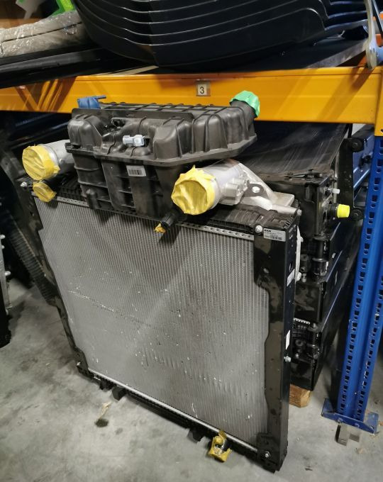 CHŁODNICA WODY MAN TGS NEW MODEL 81.06100-6917 - Ψυγείο αυτοκίνητο για Φορτηγό: φωτογραφία 1 CHŁODNICA WODY MAN TGS NEW MODEL 81.06100-6917 - Ψυγείο αυτοκίνητο για Φορτηγό: φωτογραφία 1