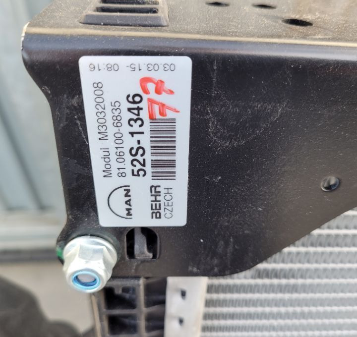 CHŁODNICA WODY MAN TGS TGA NOWA ORYGINAŁ 81.6100-6835 - Ψυγείο αυτοκίνητο για Φορτηγό: φωτογραφία 3 CHŁODNICA WODY MAN TGS TGA NOWA ORYGINAŁ 81.6100-6835 - Ψυγείο αυτοκίνητο για Φορτηγό: φωτογραφία 3