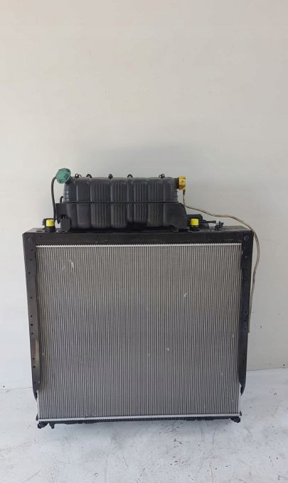 CHŁODNICE MAN TGS E6. MAHLE NOWY ORYGINAŁ 82CM. - Σύστημα ψύξης για Φορτηγό: φωτογραφία 2 CHŁODNICE MAN TGS E6. MAHLE NOWY ORYGINAŁ 82CM. - Σύστημα ψύξης για Φορτηγό: φωτογραφία 2