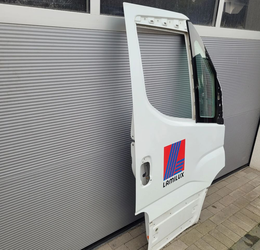DRZWI IVECO DAILY NM RH. LUB LH. CANA ZA SZT. CHWALIM116 - Πόρτα και ανταλλακτικά για Ελαφρύ επαγγελματικό: φωτογραφία 2 DRZWI IVECO DAILY NM RH. LUB LH. CANA ZA SZT. CHWALIM116 - Πόρτα και ανταλλακτικά για Ελαφρύ επαγγελματικό: φωτογραφία 2