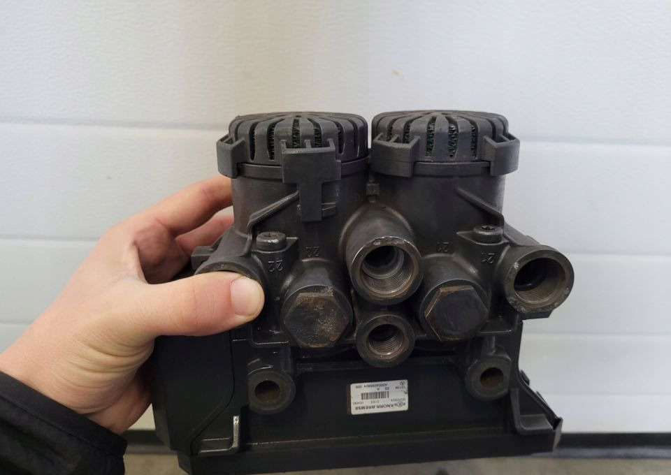 EBS MERCEDES ACTROS MP4 A 0004295824 - Εξαρτήματα φρένων για Φορτηγό: φωτογραφία 1 EBS MERCEDES ACTROS MP4 A 0004295824 - Εξαρτήματα φρένων για Φορτηγό: φωτογραφία 1