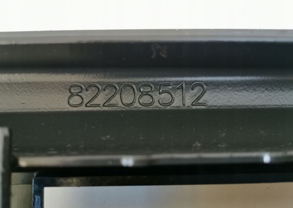 GRILL ATRAPA ŁAWKA VOLVO FH4 82208512 ORYGINAŁ - Μάσκα ψυγείου για Φορτηγό: φωτογραφία 5 GRILL ATRAPA ŁAWKA VOLVO FH4 82208512 ORYGINAŁ - Μάσκα ψυγείου για Φορτηγό: φωτογραφία 5