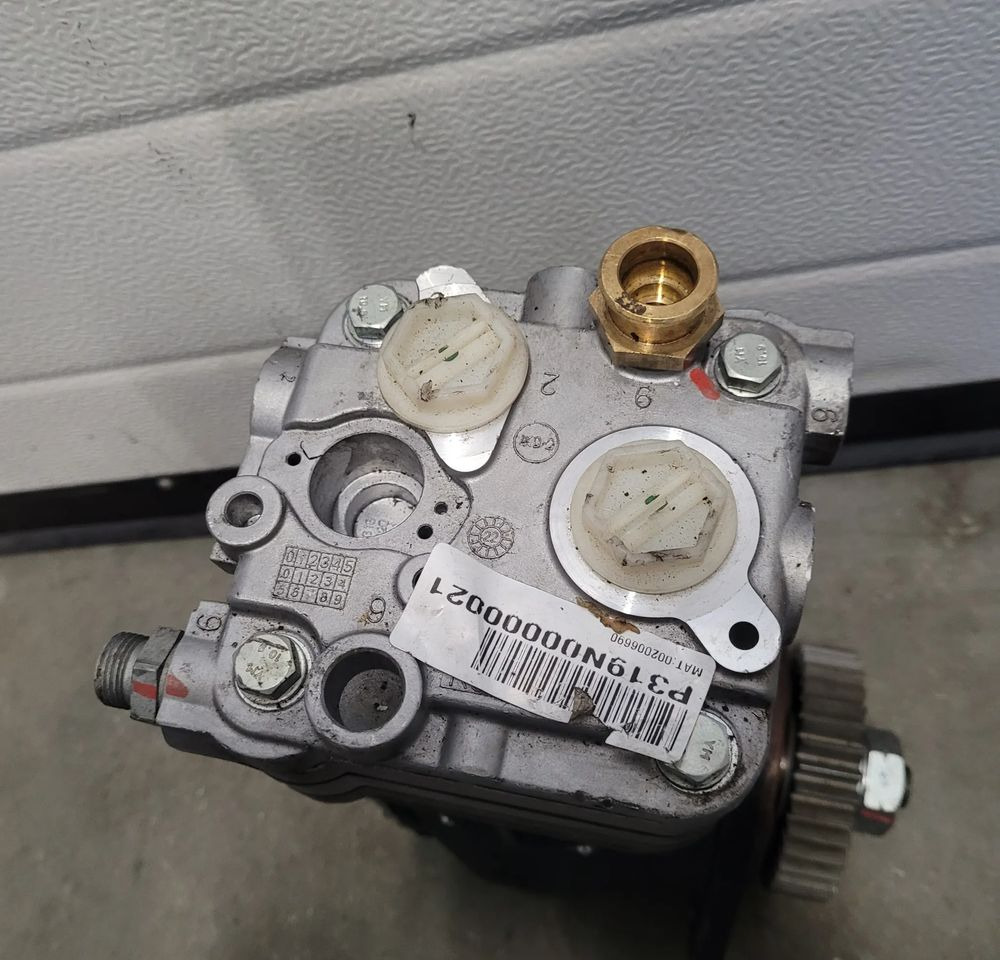 KOMPRESOR IVECO ORYGINAŁ OM 504016818 CHWALIM116 - Κομπρεσέρ για Φορτηγό: φωτογραφία 3 KOMPRESOR IVECO ORYGINAŁ OM 504016818 CHWALIM116 - Κομπρεσέρ για Φορτηγό: φωτογραφία 3