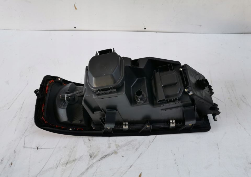 LAMPA MAN F2000 Prawa lub Lewa - Προβολέας για Φορτηγό: φωτογραφία 2 LAMPA MAN F2000 Prawa lub Lewa - Προβολέας για Φορτηγό: φωτογραφία 2