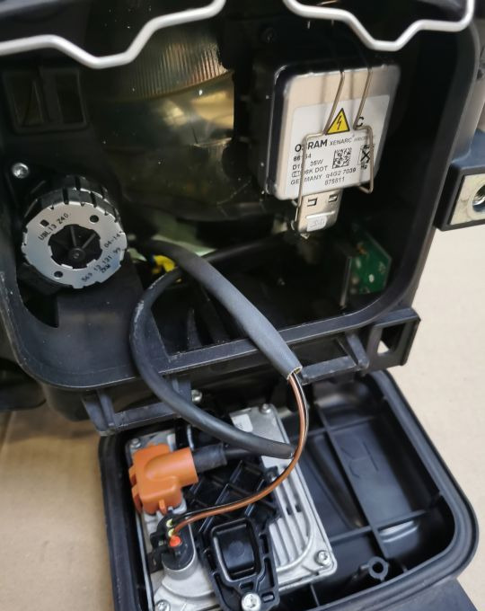 LAMPA XENON MAN TGX TGS RH.ORYGINAŁ LIFT MOCNY LED - Προβολέας για Φορτηγό: φωτογραφία 5 LAMPA XENON MAN TGX TGS RH.ORYGINAŁ LIFT MOCNY LED - Προβολέας για Φορτηγό: φωτογραφία 5