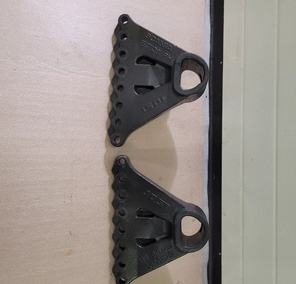 ŁAPY MOCOWANIE SIODŁA JOST SCANIA 1517128 1517129 - Πέμπτος τροχός για Φορτηγό: φωτογραφία 1 ŁAPY MOCOWANIE SIODŁA JOST SCANIA 1517128 1517129 - Πέμπτος τροχός για Φορτηγό: φωτογραφία 1