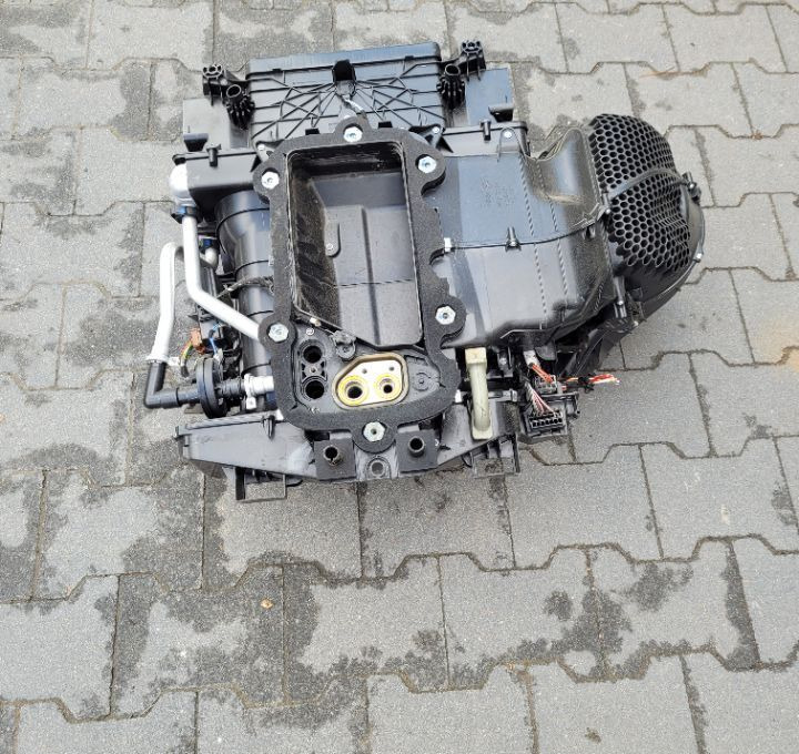 NAGRZEWNICA RENAUL RANGE T GAMA OM 7484553426/02 - Θέρμανση/ Εξαερισμός για Φορτηγό: φωτογραφία 2 NAGRZEWNICA RENAUL RANGE T GAMA OM 7484553426/02 - Θέρμανση/ Εξαερισμός για Φορτηγό: φωτογραφία 2