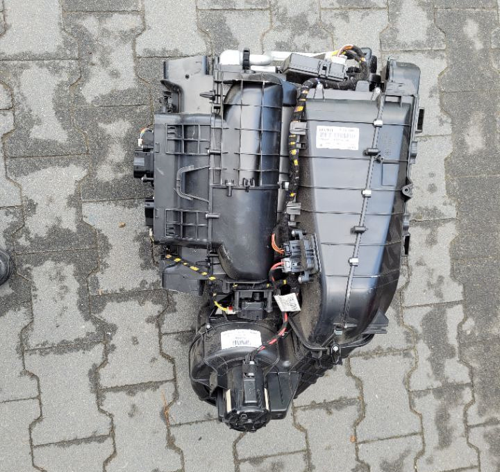 NAGRZEWNICA RENAUL RANGE T GAMA OM 7484553426/02 - Θέρμανση/ Εξαερισμός για Φορτηγό: φωτογραφία 3 NAGRZEWNICA RENAUL RANGE T GAMA OM 7484553426/02 - Θέρμανση/ Εξαερισμός για Φορτηγό: φωτογραφία 3