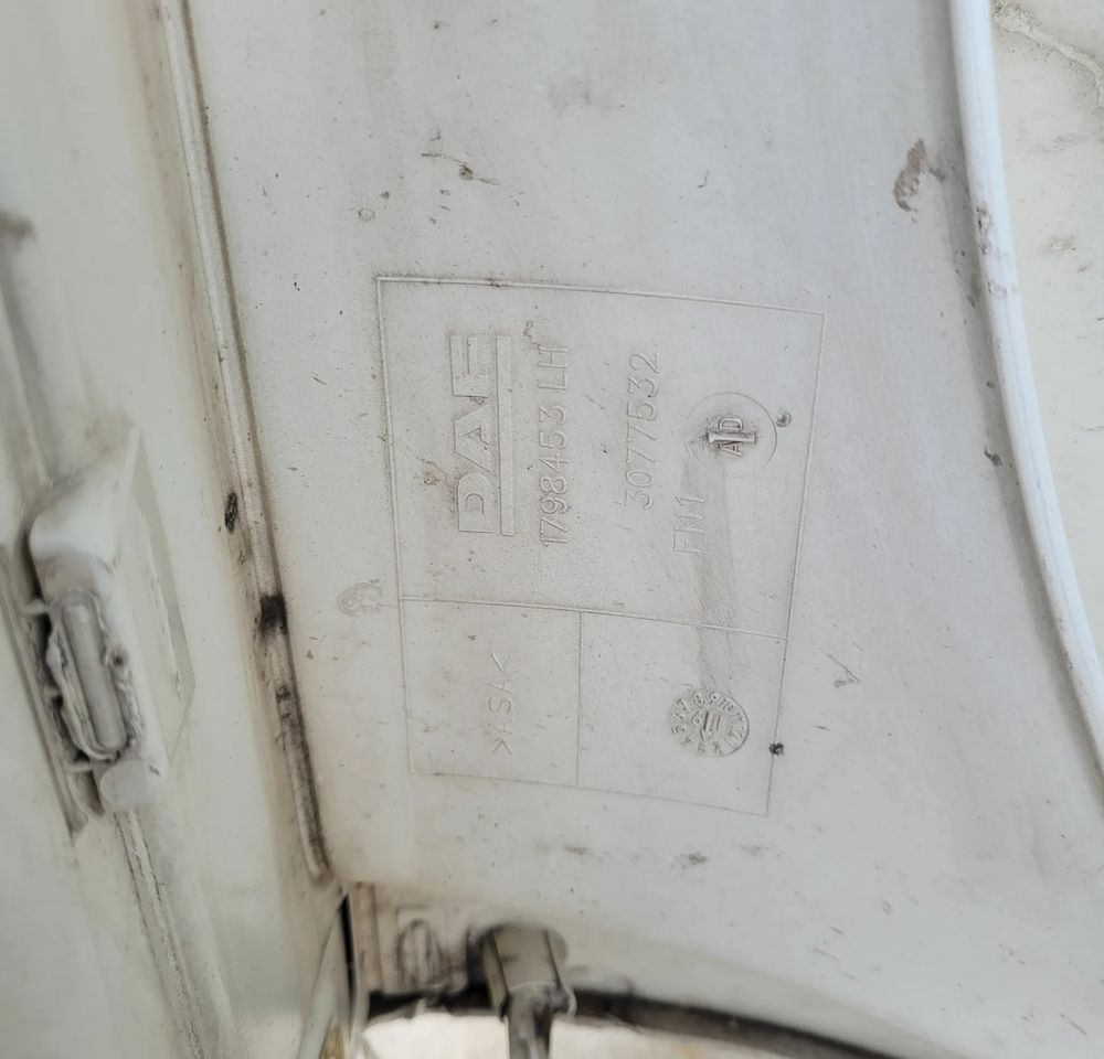 OKULAR POSZYCIE DAF XF 106 LIFT LH ORYGINAŁ - Αμάξωμα και εξωτερικό για Φορτηγό: φωτογραφία 4 OKULAR POSZYCIE DAF XF 106 LIFT LH ORYGINAŁ - Αμάξωμα και εξωτερικό για Φορτηγό: φωτογραφία 4