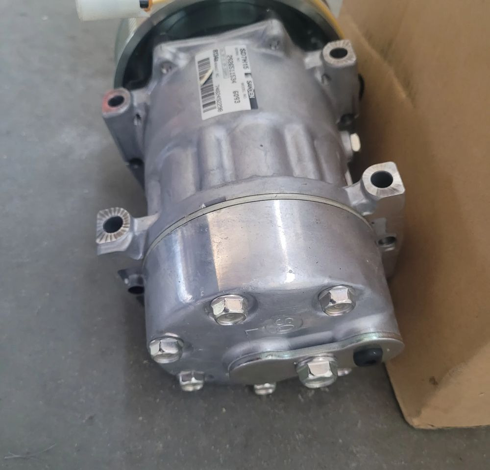 POMPA KLIMATYZACJI RENAULT RANGE T GAMA ORYGINAŁ NOWA CHWALIM116 7482492298 - Ανταλλακτικό AC για Φορτηγό: φωτογραφία 3 POMPA KLIMATYZACJI RENAULT RANGE T GAMA ORYGINAŁ NOWA CHWALIM116 7482492298 - Ανταλλακτικό AC για Φορτηγό: φωτογραφία 3