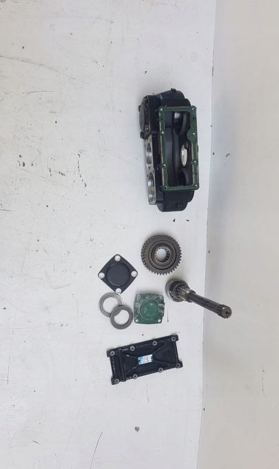 PRZYSTAWKA SKRZYNI BIEGÓW ZF CZESCi - Κιβώτιο ταχυτήτων και ανταλλακτικά για Φορτηγό: φωτογραφία 1 PRZYSTAWKA SKRZYNI BIEGÓW ZF CZESCi - Κιβώτιο ταχυτήτων και ανταλλακτικά για Φορτηγό: φωτογραφία 1