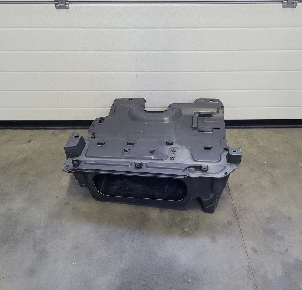 SCHOWEK BOCZNY RENAULT GAMA T 82226073 CHWALIM116 - Αμάξωμα και εξωτερικό για Φορτηγό: φωτογραφία 1 SCHOWEK BOCZNY RENAULT GAMA T 82226073 CHWALIM116 - Αμάξωμα και εξωτερικό για Φορτηγό: φωτογραφία 1