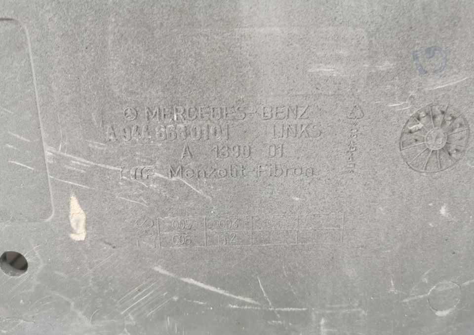 STOPNICA WŁAZ MERCEDES AXOR LH Oryginał - Σκαλοπάτι για Φορτηγό: φωτογραφία 2 STOPNICA WŁAZ MERCEDES AXOR LH Oryginał - Σκαλοπάτι για Φορτηγό: φωτογραφία 2