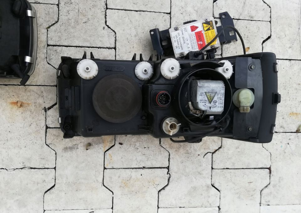 XENONY KOMPLET DAF XF 105 ORYGINAŁ - Προβολέας για Φορτηγό: φωτογραφία 4 XENONY KOMPLET DAF XF 105 ORYGINAŁ - Προβολέας για Φορτηγό: φωτογραφία 4