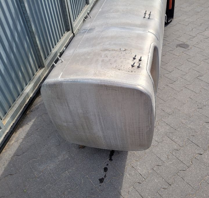 ZBIORNIK PALIWA DAF XF 106 845L 1944801 230X63X68 - Ρεζερβουάρ καυσίμου για Φορτηγό: φωτογραφία 5 ZBIORNIK PALIWA DAF XF 106 845L 1944801 230X63X68 - Ρεζερβουάρ καυσίμου για Φορτηγό: φωτογραφία 5
