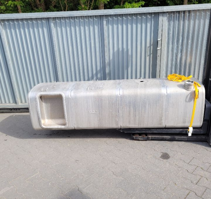 ZBIORNIK PALIWA DAF XF 106 845L 1944801 230X63X68 - Ρεζερβουάρ καυσίμου για Φορτηγό: φωτογραφία 1 ZBIORNIK PALIWA DAF XF 106 845L 1944801 230X63X68 - Ρεζερβουάρ καυσίμου για Φορτηγό: φωτογραφία 1