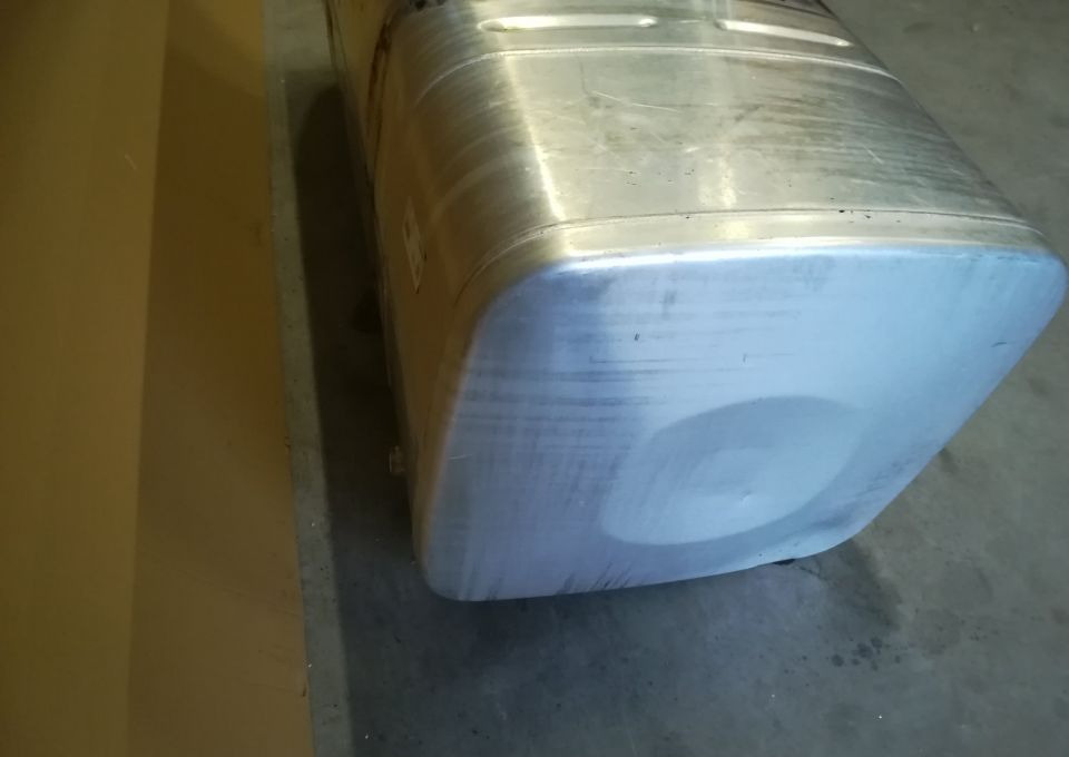 ZBIORNIK PALIWA MAN TGX TGS TGA 600L euro6 - Ρεζερβουάρ καυσίμου για Φορτηγό: φωτογραφία 3 ZBIORNIK PALIWA MAN TGX TGS TGA 600L euro6 - Ρεζερβουάρ καυσίμου για Φορτηγό: φωτογραφία 3