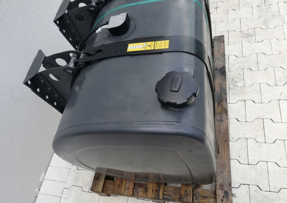 ZBIORNIK PALIWA VOLVO FH4 FH13 FMX FM 110X70CM - Ρεζερβουάρ καυσίμου για Φορτηγό: φωτογραφία 2 ZBIORNIK PALIWA VOLVO FH4 FH13 FMX FM 110X70CM - Ρεζερβουάρ καυσίμου για Φορτηγό: φωτογραφία 2