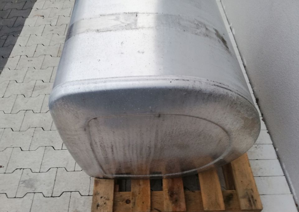 ZBIORNIK PALIWA VOLVO FH4 FH13 RENAULT 365l 90x70x70 - Ρεζερβουάρ καυσίμου για Φορτηγό: φωτογραφία 2 ZBIORNIK PALIWA VOLVO FH4 FH13 RENAULT 365l 90x70x70 - Ρεζερβουάρ καυσίμου για Φορτηγό: φωτογραφία 2