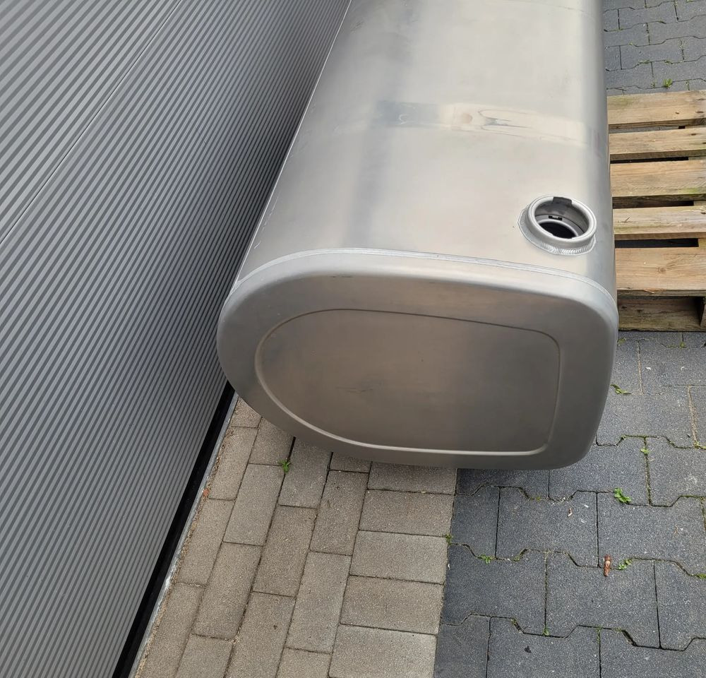 ZBIORNIK PALIWA VOLVO FH4 FH5 GAMA 160x55x68cm 505L 21516480 CHWALIM116 - Ρεζερβουάρ καυσίμου για Φορτηγό: φωτογραφία 2 ZBIORNIK PALIWA VOLVO FH4 FH5 GAMA 160x55x68cm 505L 21516480 CHWALIM116 - Ρεζερβουάρ καυσίμου για Φορτηγό: φωτογραφία 2