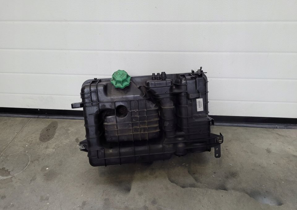 ZBIORNIK WYRÓWNAWCZY MERCEDES ACTROS A9605014203 - Δοχείο διαστολής για Φορτηγό: φωτογραφία 1 ZBIORNIK WYRÓWNAWCZY MERCEDES ACTROS A9605014203 - Δοχείο διαστολής για Φορτηγό: φωτογραφία 1