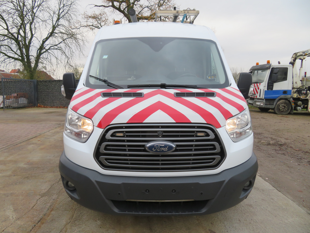 Ford Transit 2.0TDCi - L2H2 - Βαν: φωτογραφία 2 Ford Transit 2.0TDCi - L2H2 - Βαν: φωτογραφία 2