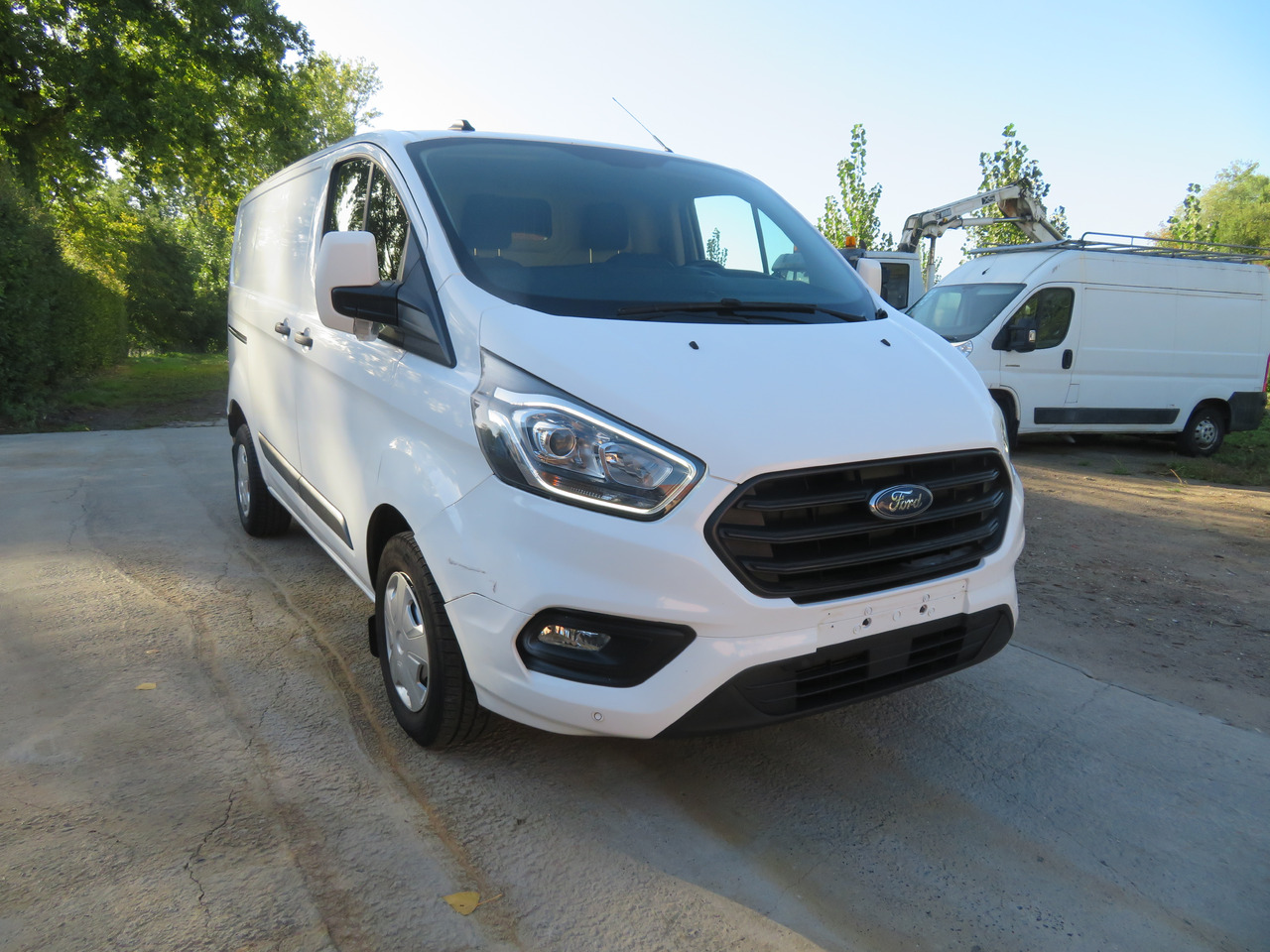 Ford Transit Custom 2.0 Trend - Μικρό βαν: φωτογραφία 1 Ford Transit Custom 2.0 Trend - Μικρό βαν: φωτογραφία 1