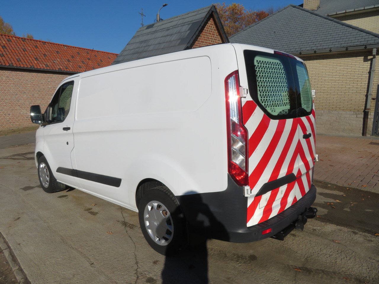 Ford Transit Custom 2.0tdci - Μικρό βαν: φωτογραφία 5 Ford Transit Custom 2.0tdci - Μικρό βαν: φωτογραφία 5