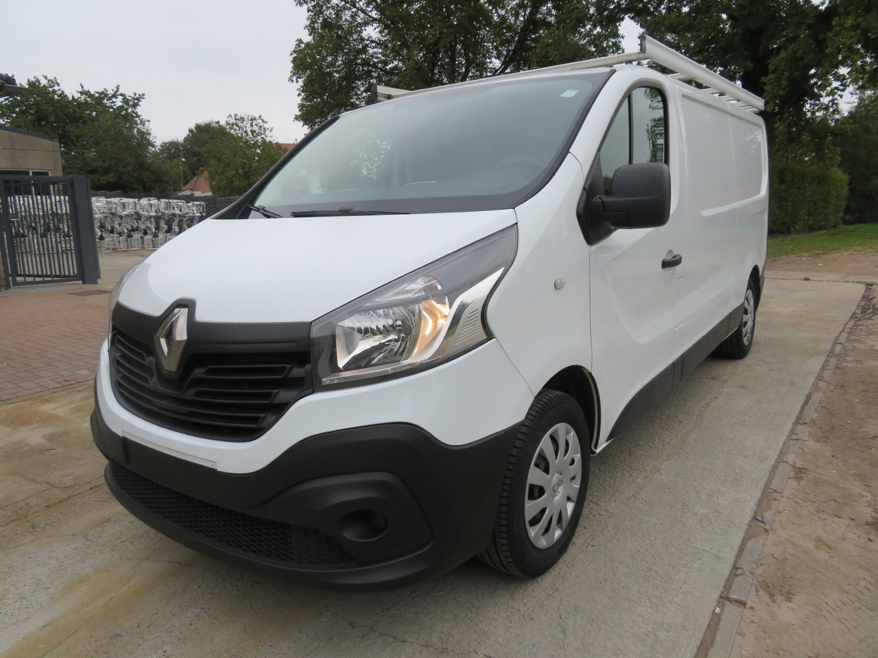 Renault Trafic 1.6dCi Grand Confort - L2H1 - Μικρό βαν: φωτογραφία 3 Renault Trafic 1.6dCi Grand Confort - L2H1 - Μικρό βαν: φωτογραφία 3
