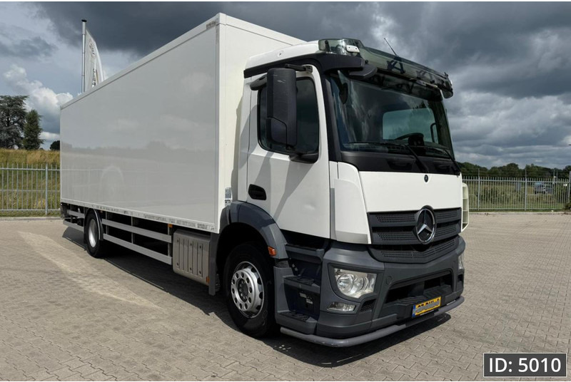 Mercedes-Benz Antos 1824 Day Cab, Euro 6, / Cargolift 2500KG - Φορτηγό κόφα: φωτογραφία 5 Mercedes-Benz Antos 1824 Day Cab, Euro 6, / Cargolift 2500KG - Φορτηγό κόφα: φωτογραφία 5