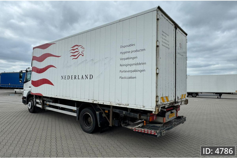 Mercedes-Benz Atego 1318 Day Cab, Euro 5, BDF / EPS automatic / DHOLLANDIA 2000KG - Φορτηγό μεταφοράς εμπορευματοκιβωτίων/ Κινητό αμάξωμα: φωτογραφία 2 Mercedes-Benz Atego 1318 Day Cab, Euro 5, BDF / EPS automatic / DHOLLANDIA 2000KG - Φορτηγό μεταφοράς εμπορευματοκιβωτίων/ Κινητό αμάξωμα: φωτογραφία 2