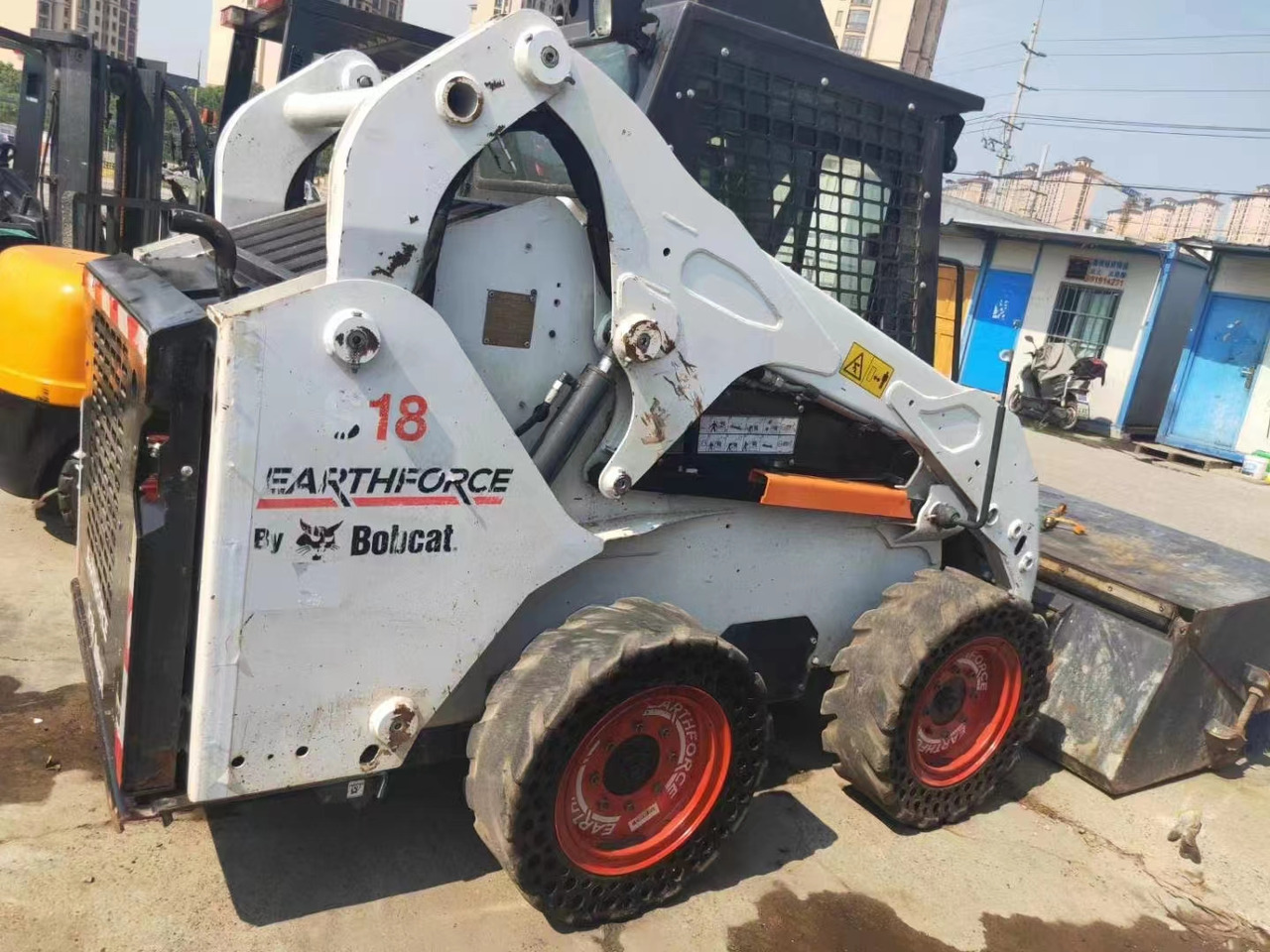 BOBCAT Skid Steer Loader S18 - Κατασκευή μηχανήματα: φωτογραφία 5 BOBCAT Skid Steer Loader S18 - Κατασκευή μηχανήματα: φωτογραφία 5