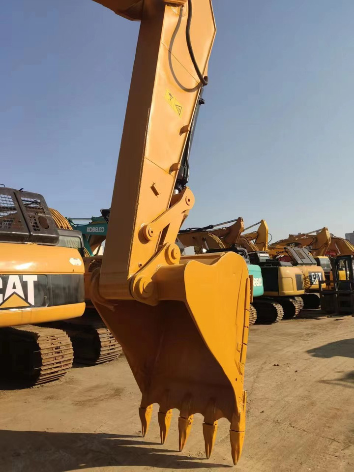 CATERPILLAR 330D - Ερπυστριοφόρος εκσκαφέας: φωτογραφία 4 CATERPILLAR 330D - Ερπυστριοφόρος εκσκαφέας: φωτογραφία 4