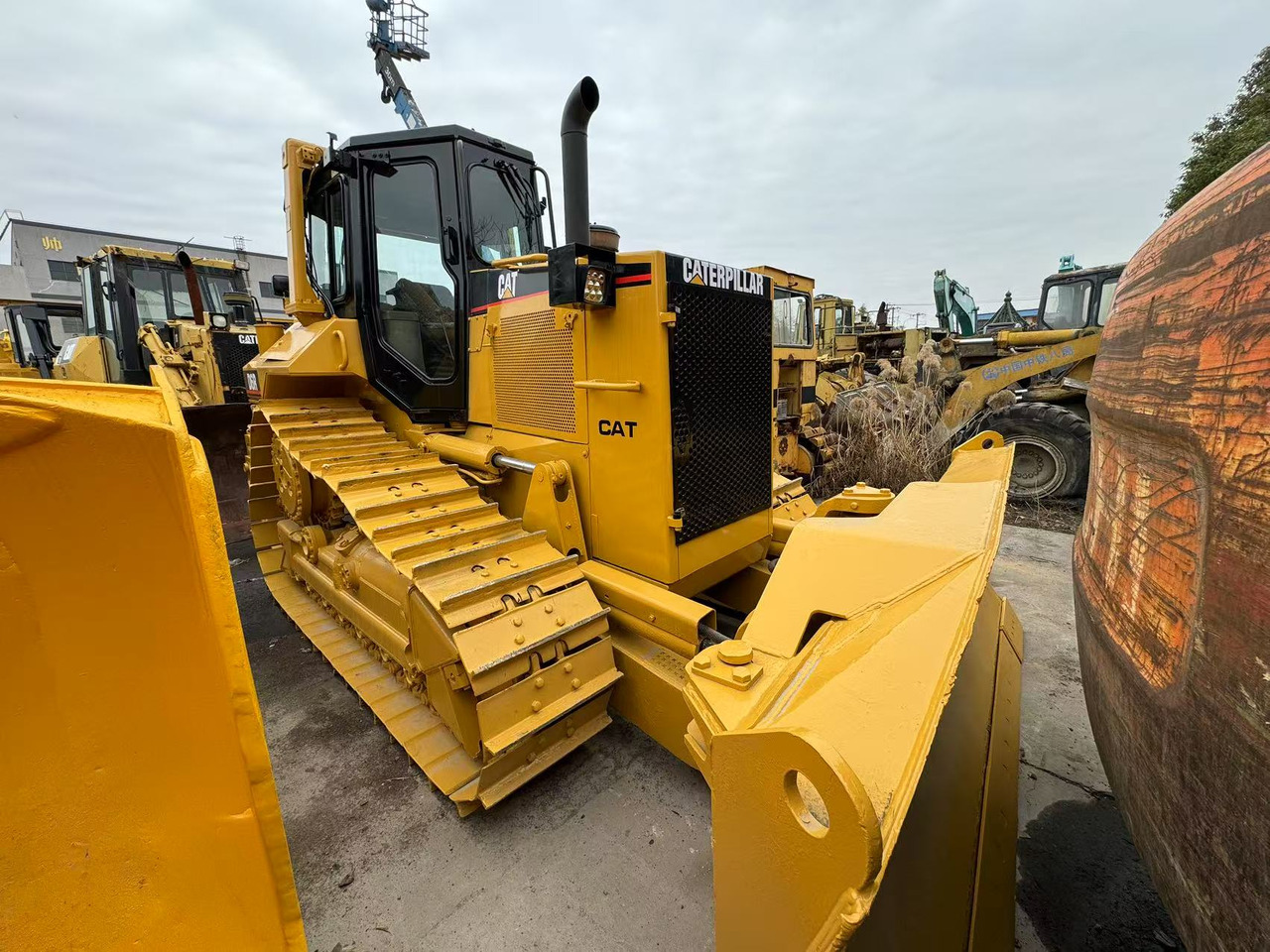 CATERPILLAR Bulldozer D6R Good Condition Click Here for Discount - Μπουλντόζα: φωτογραφία 4 CATERPILLAR Bulldozer D6R Good Condition Click Here for Discount - Μπουλντόζα: φωτογραφία 4