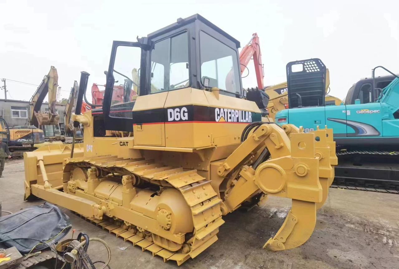 CATERPILLAR D6G - Μπουλντόζα: φωτογραφία 4 CATERPILLAR D6G - Μπουλντόζα: φωτογραφία 4