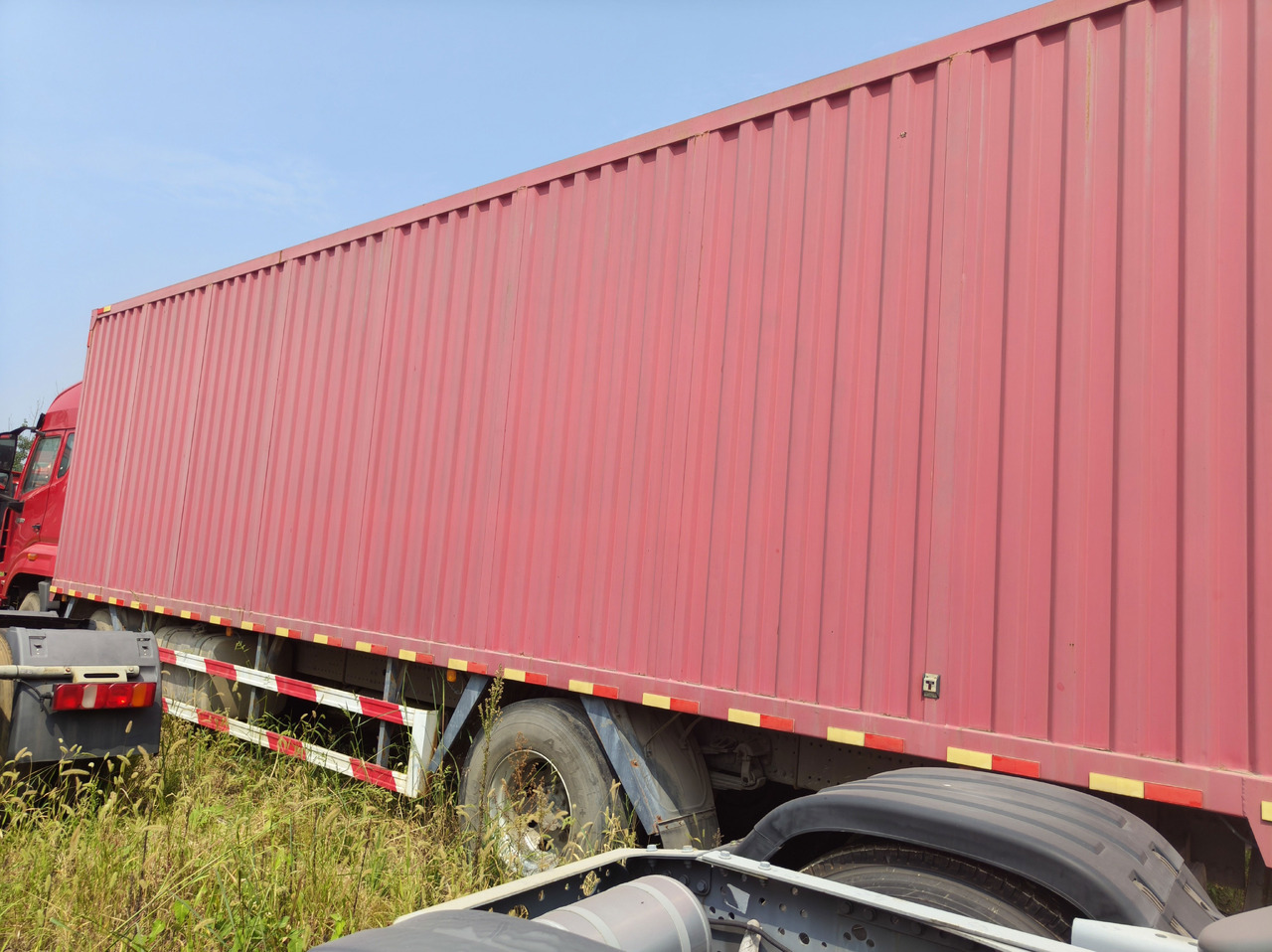 HOWO HaoHan N6 Box Truck 6*2 Click Here for Discount - Φορτηγό κόφα: φωτογραφία 3 HOWO HaoHan N6 Box Truck 6*2 Click Here for Discount - Φορτηγό κόφα: φωτογραφία 3