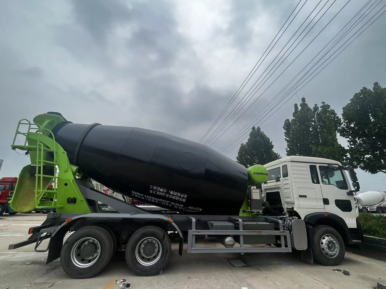 HOWO TX350 Cement Mixer Truck - Μπετονιέρα φορτηγό: φωτογραφία 1 HOWO TX350 Cement Mixer Truck - Μπετονιέρα φορτηγό: φωτογραφία 1