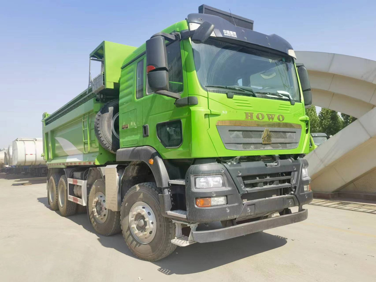 Howo Dump Truck TX 400HP Click for Discount - Φορτηγό μουσαμάς: φωτογραφία 4 Howo Dump Truck TX 400HP Click for Discount - Φορτηγό μουσαμάς: φωτογραφία 4