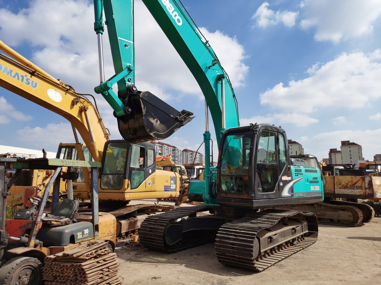 KOBELCO Excavator - Εκσκαφέας: φωτογραφία 1 KOBELCO Excavator - Εκσκαφέας: φωτογραφία 1