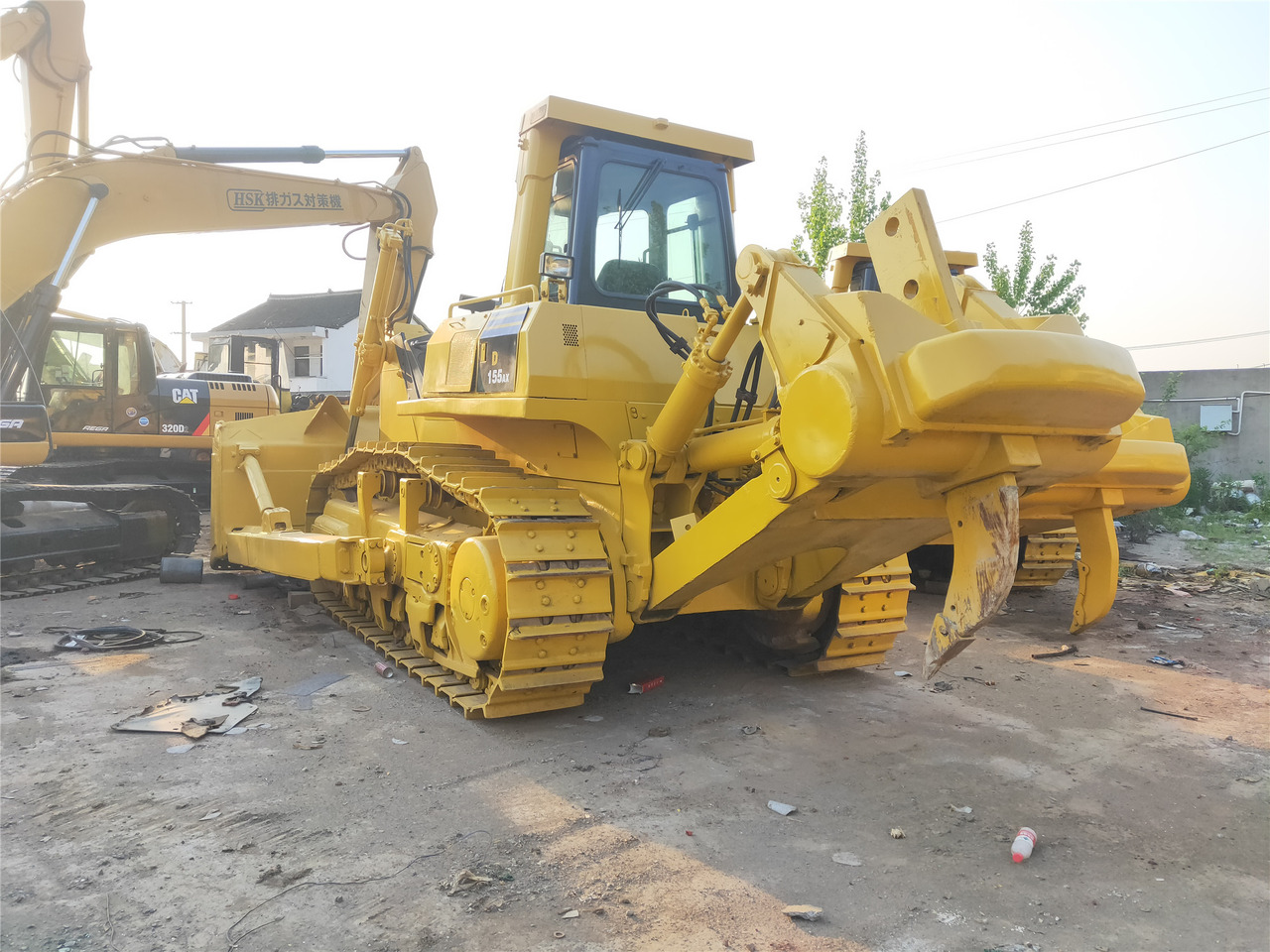 KOMATSU D155AX-5 - Μπουλντόζα: φωτογραφία 3 KOMATSU D155AX-5 - Μπουλντόζα: φωτογραφία 3