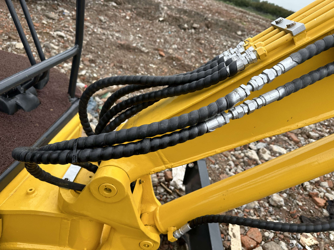 KOMATSU Mini Excavator - Μίνι εκσκαφέας: φωτογραφία 3 KOMATSU Mini Excavator - Μίνι εκσκαφέας: φωτογραφία 3