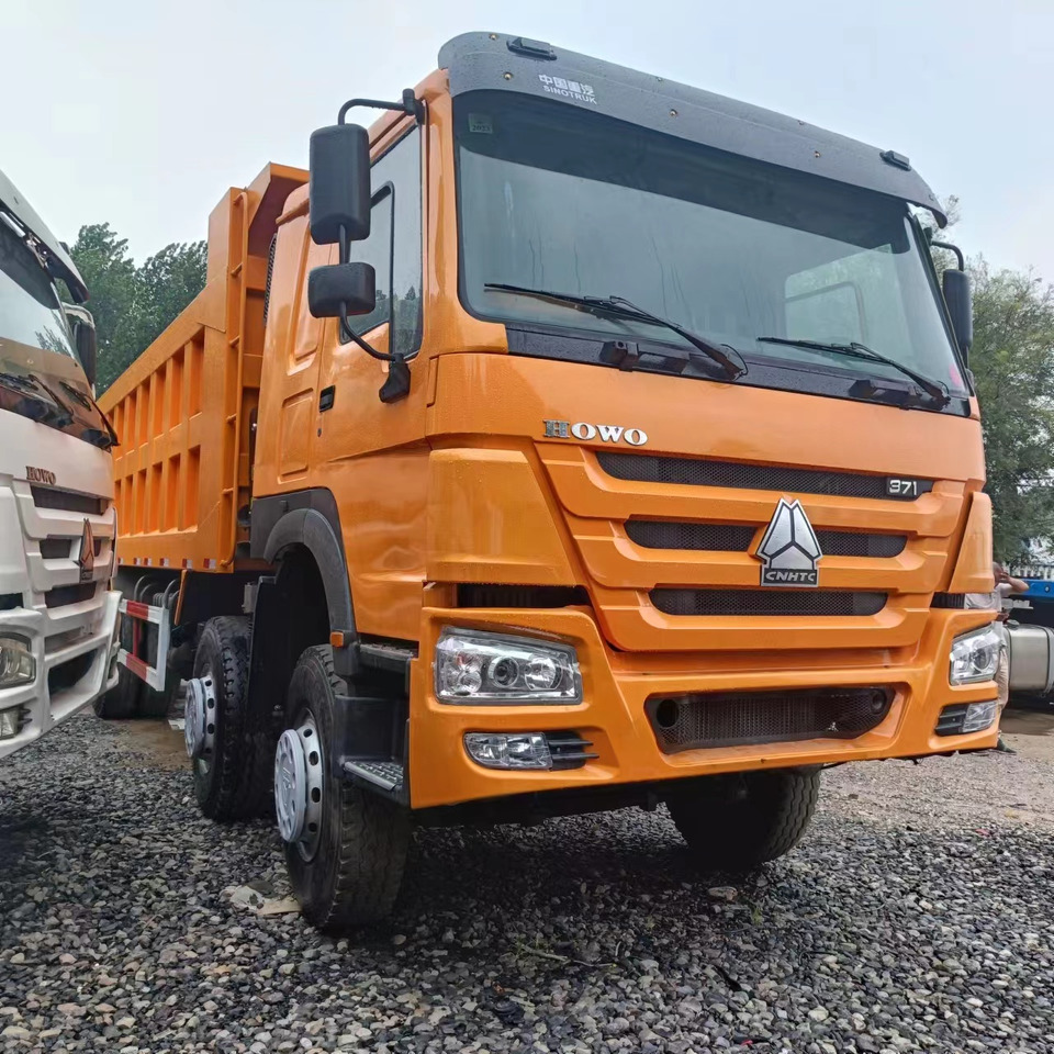SINOTRUK 8x4 HOWO Dump Truck Click for Discount - Φορτηγό ανατρεπόμενο: φωτογραφία 2 SINOTRUK 8x4 HOWO Dump Truck Click for Discount - Φορτηγό ανατρεπόμενο: φωτογραφία 2