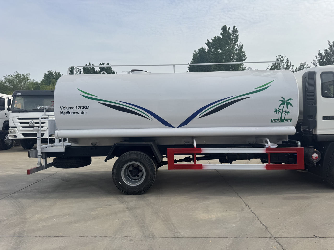 SINOTRUK Howo Water Tanker Click Here For DISCOUNT - Φορτηγό βυτιοφόρο: φωτογραφία 3 SINOTRUK Howo Water Tanker Click Here For DISCOUNT - Φορτηγό βυτιοφόρο: φωτογραφία 3