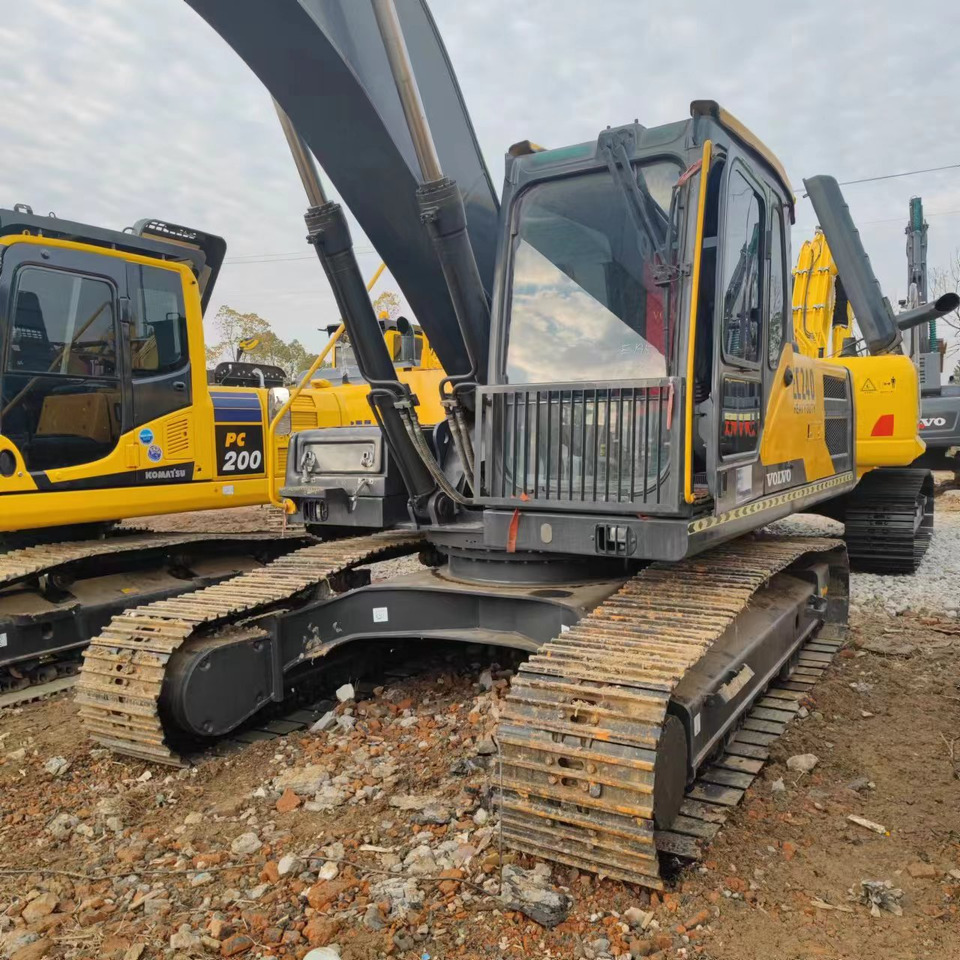 VOLVO Excavator EC240 Click for Discount - Εκσκαφέας: φωτογραφία 5 VOLVO Excavator EC240 Click for Discount - Εκσκαφέας: φωτογραφία 5