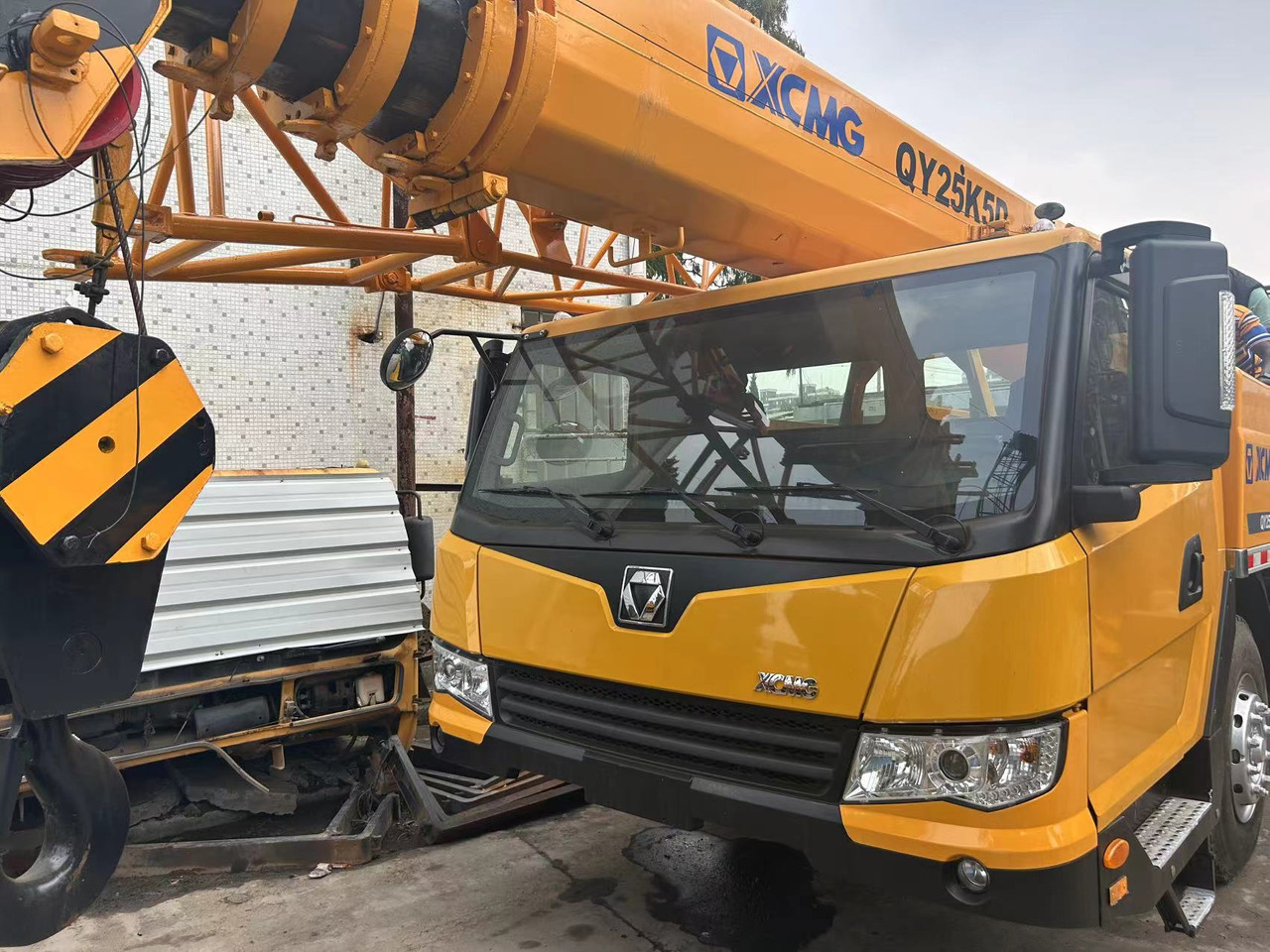 XCMG Crane QY25K - Γερανός: φωτογραφία 3 XCMG Crane QY25K - Γερανός: φωτογραφία 3