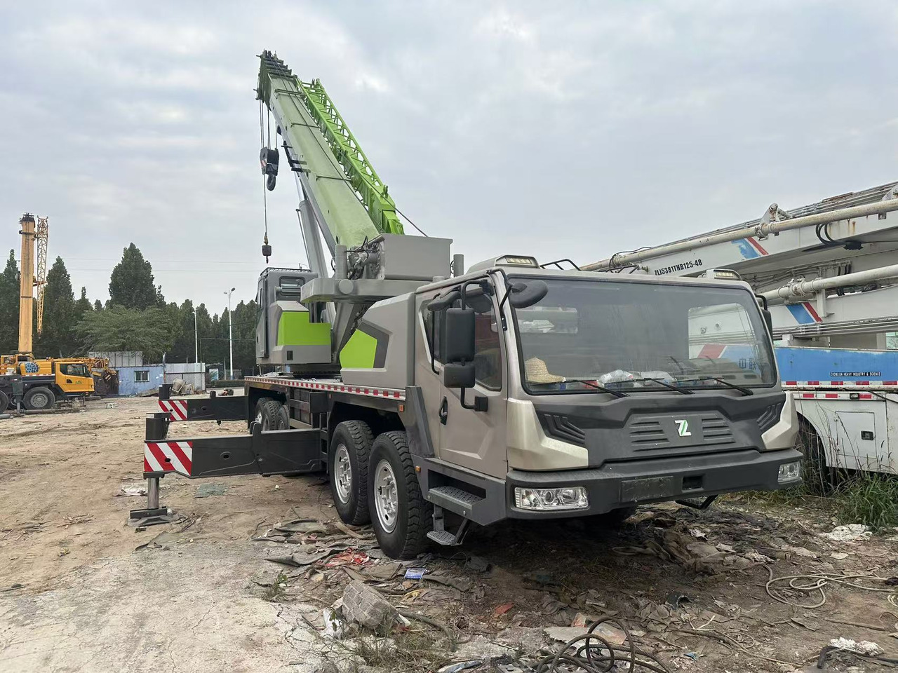 ZOOMLION Crane 50Ton - Γερανός: φωτογραφία 4 ZOOMLION Crane 50Ton - Γερανός: φωτογραφία 4