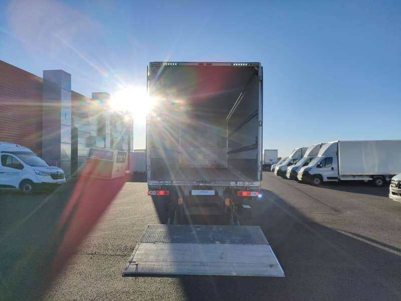 Camion Porteur 19 TONNES 280 CV HAYON 2 PORTES AR - Φορτηγό κόφα: φωτογραφία 5 Camion Porteur 19 TONNES 280 CV HAYON 2 PORTES AR - Φορτηγό κόφα: φωτογραφία 5