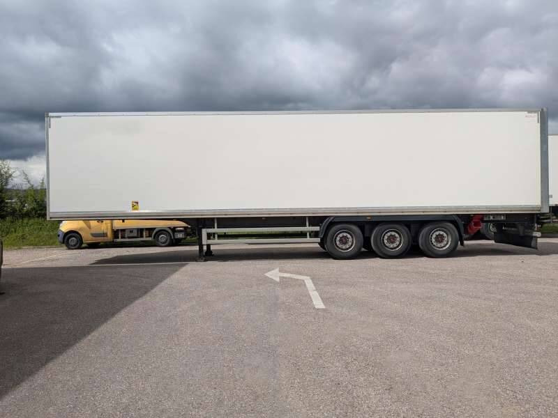 Semi-remorque 3 Essieux 38 TONNES PORTE RELEVANTE PREMIUM - Επικαθήμενο κόφα: φωτογραφία 4 Semi-remorque 3 Essieux 38 TONNES PORTE RELEVANTE PREMIUM - Επικαθήμενο κόφα: φωτογραφία 4